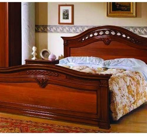 Кровати из массива дерева – лучший выбор для спальни